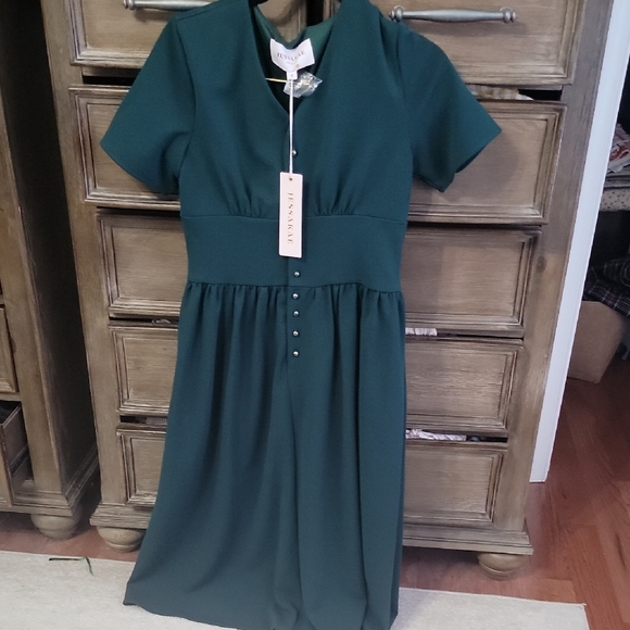 JessaKae Dresses & Skirts - Jessakae Emerald Green Dress Christmas Winter